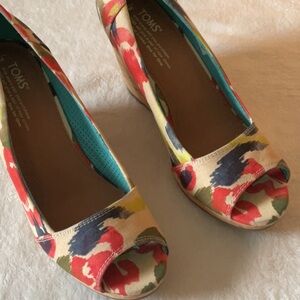 Toms Red and Blue Wedges Stylish Comfort